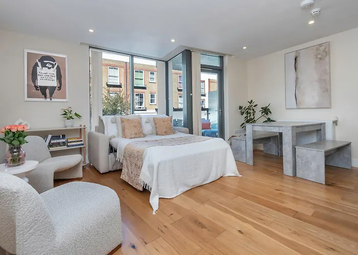 The Angel Residence, Sleeps 4